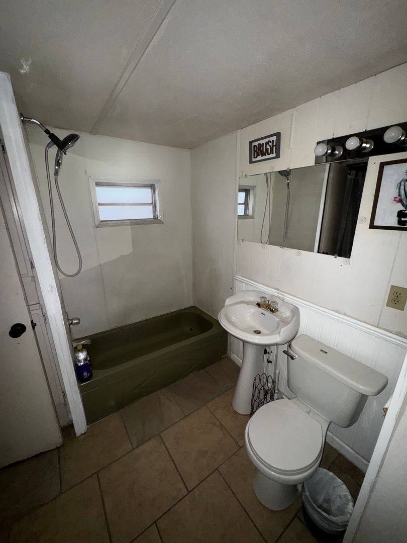 House for rent at 2901 Standpipe Rd, Carlsbad, NM 88220