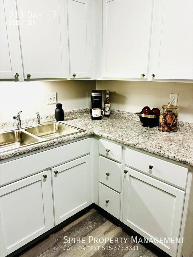Apartment for rent at 913 Day #7, Des Moines, IA 50314