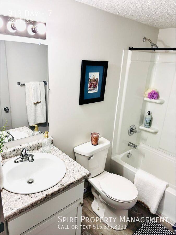 Apartment for rent at 913 Day #7, Des Moines, IA 50314