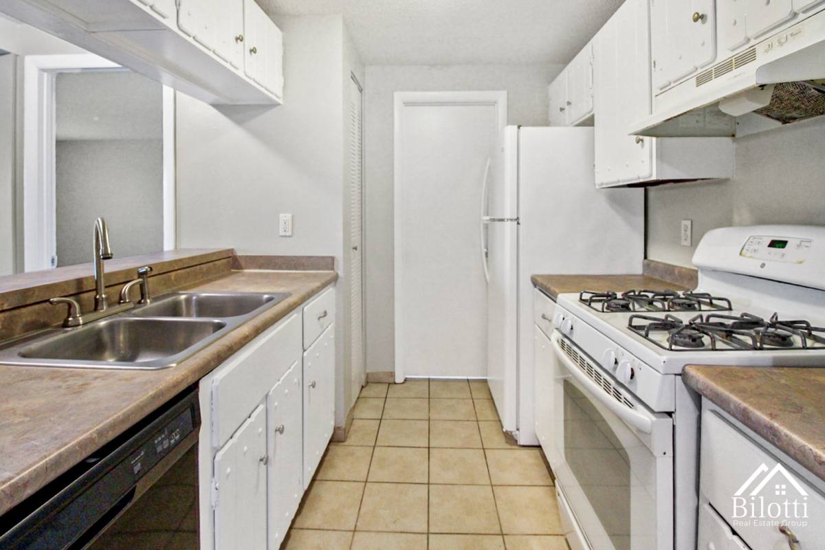 Apartment for rent at 941 Dyer Ave, Cranston, RI 02920