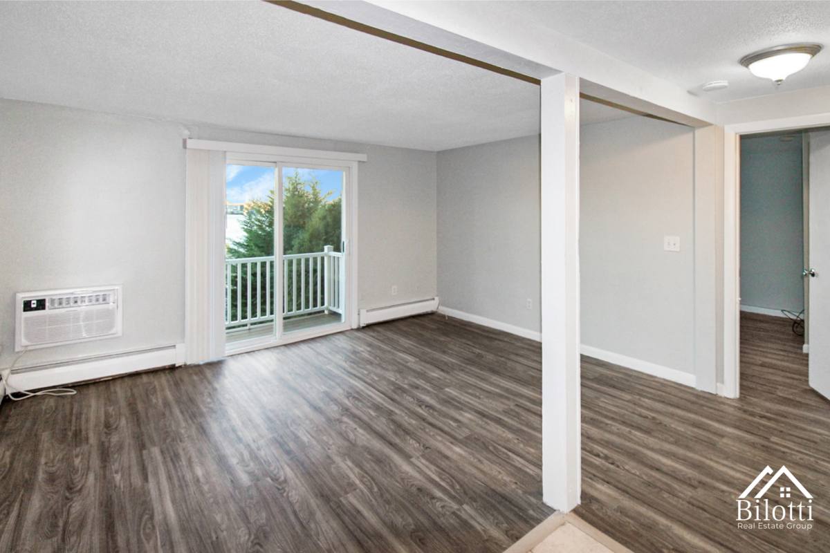Apartment for rent at 941 Dyer Ave, Cranston, RI 02920