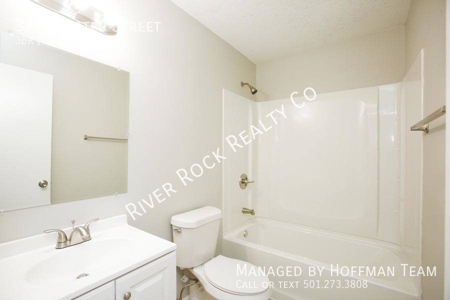 House for rent at 3219 Potter St, Little Rock, AR 72204