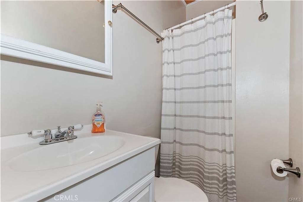 Apartment for rent at 28393 Larchmont Lane, Lake Arrowhead, CA 92352