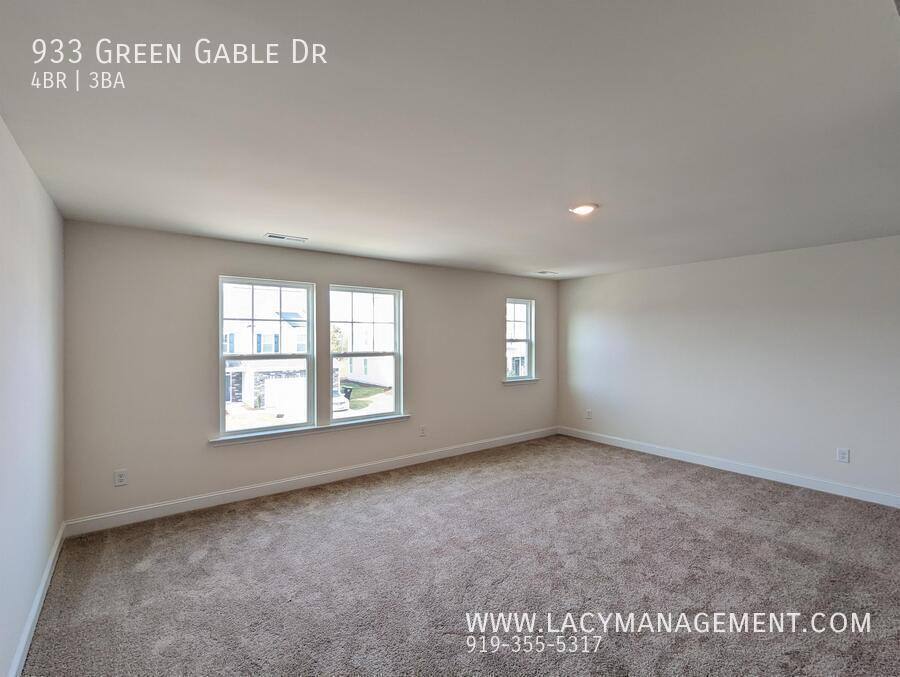 House for rent at 933 Green Gable Dr, Zebulon, NC 27597