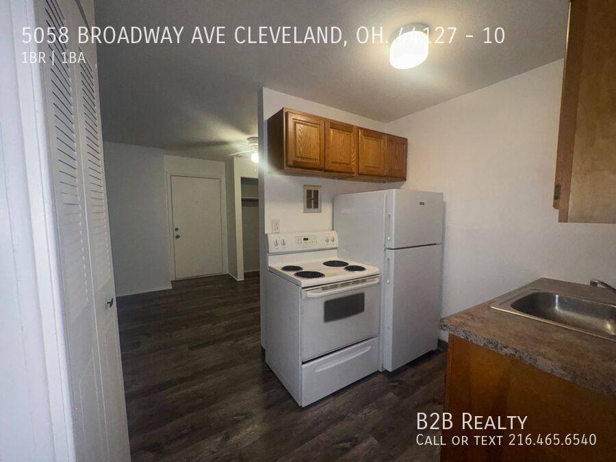 Apartment for rent at 5058 Broadway Ave #10, Cleveland, OH 44127