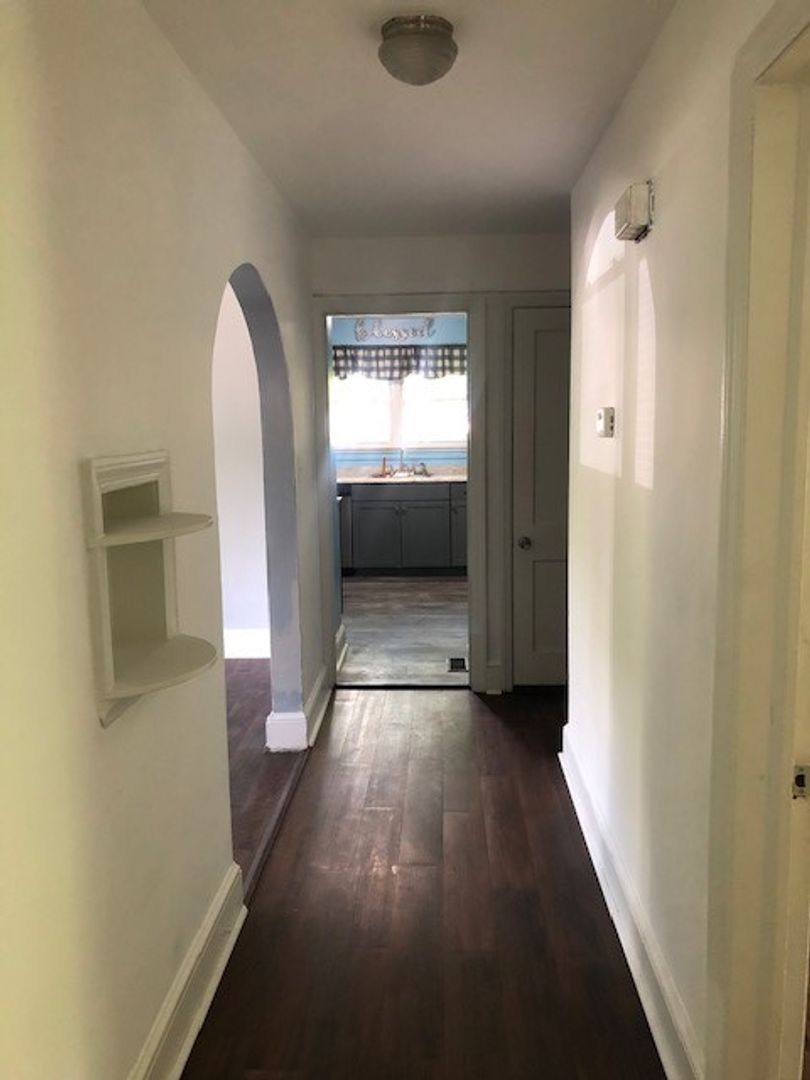 House for rent at 914 Martin St, Greensboro, NC 27406