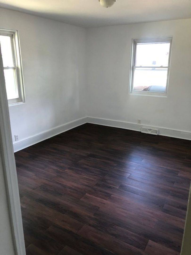 House for rent at 914 Martin St, Greensboro, NC 27406
