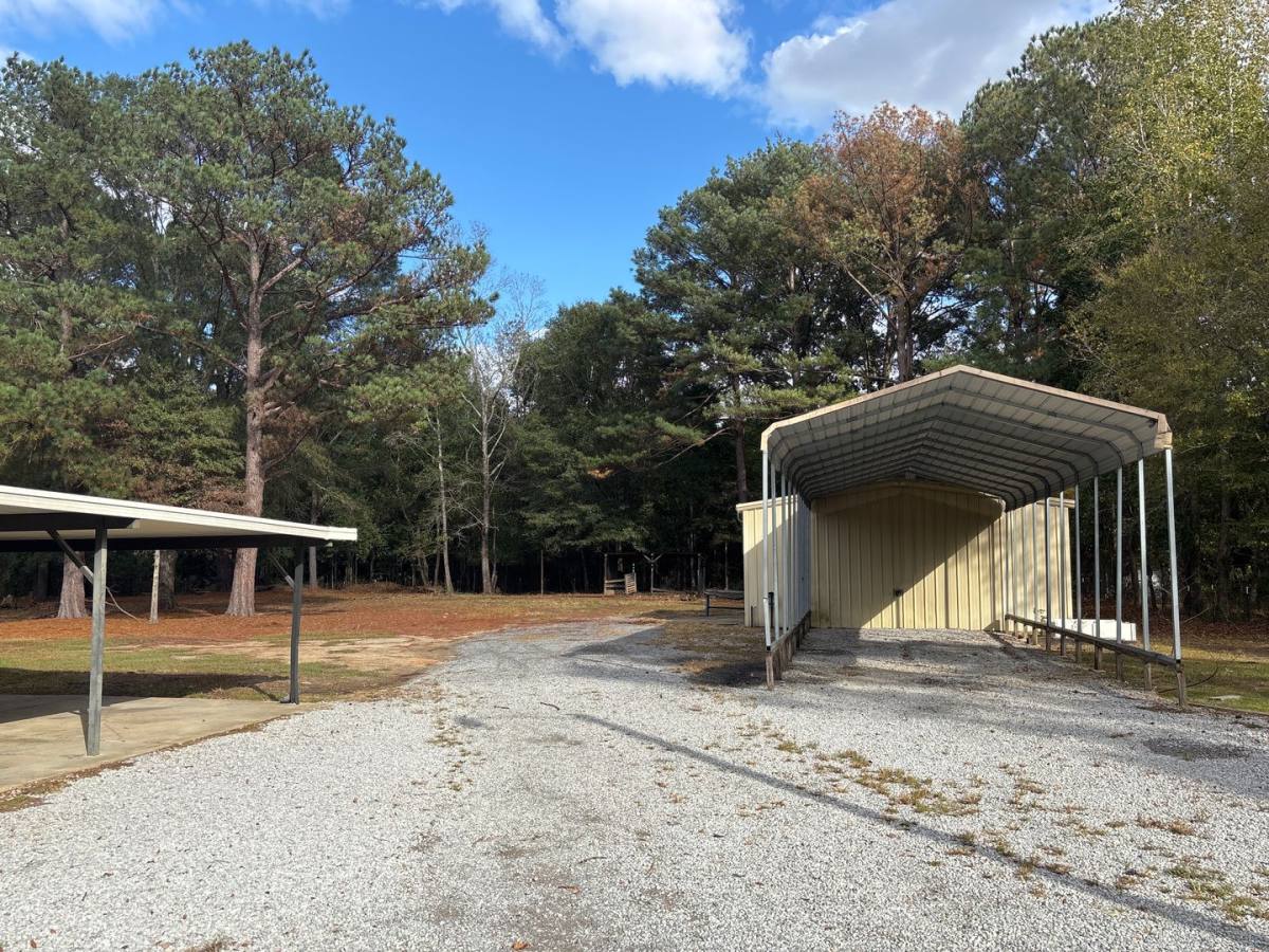 House for rent at 5175 Patterson Rd, Montgomery, AL 36116