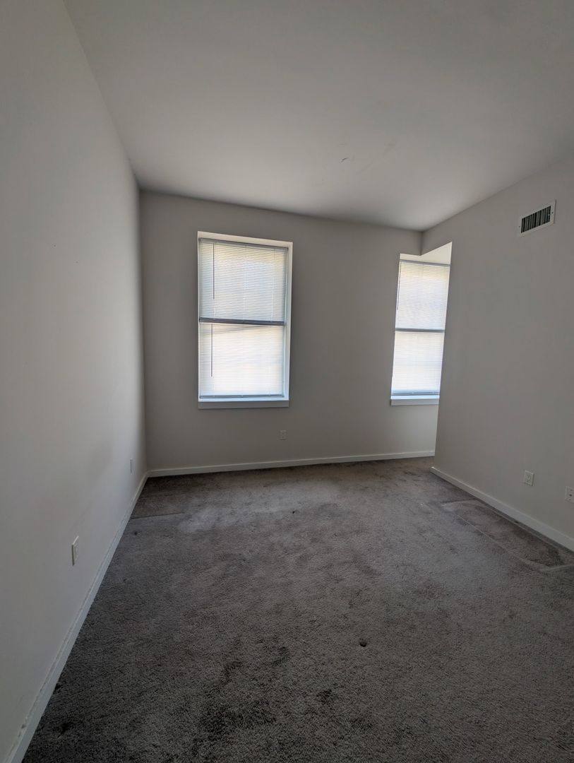 Apartment for rent at 24-30 S Bank St, Philadelphia, PA 19106