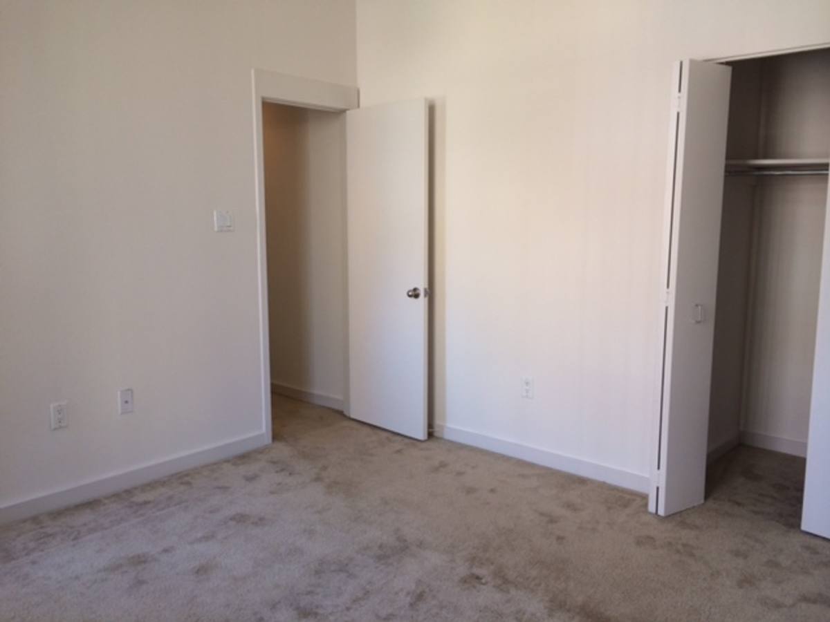 Apartment for rent at 24-30 S Bank St, Philadelphia, PA 19106
