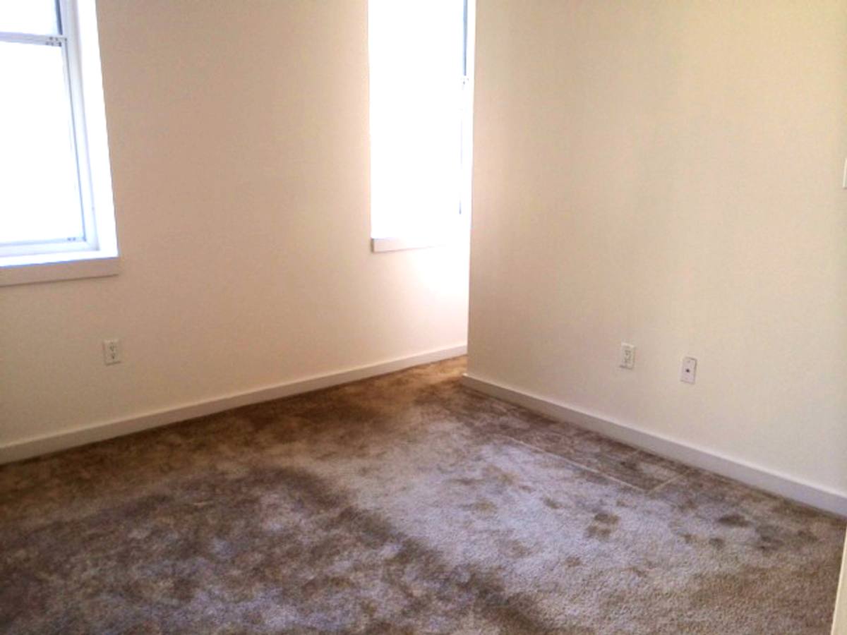 Apartment for rent at 24-30 S Bank St, Philadelphia, PA 19106