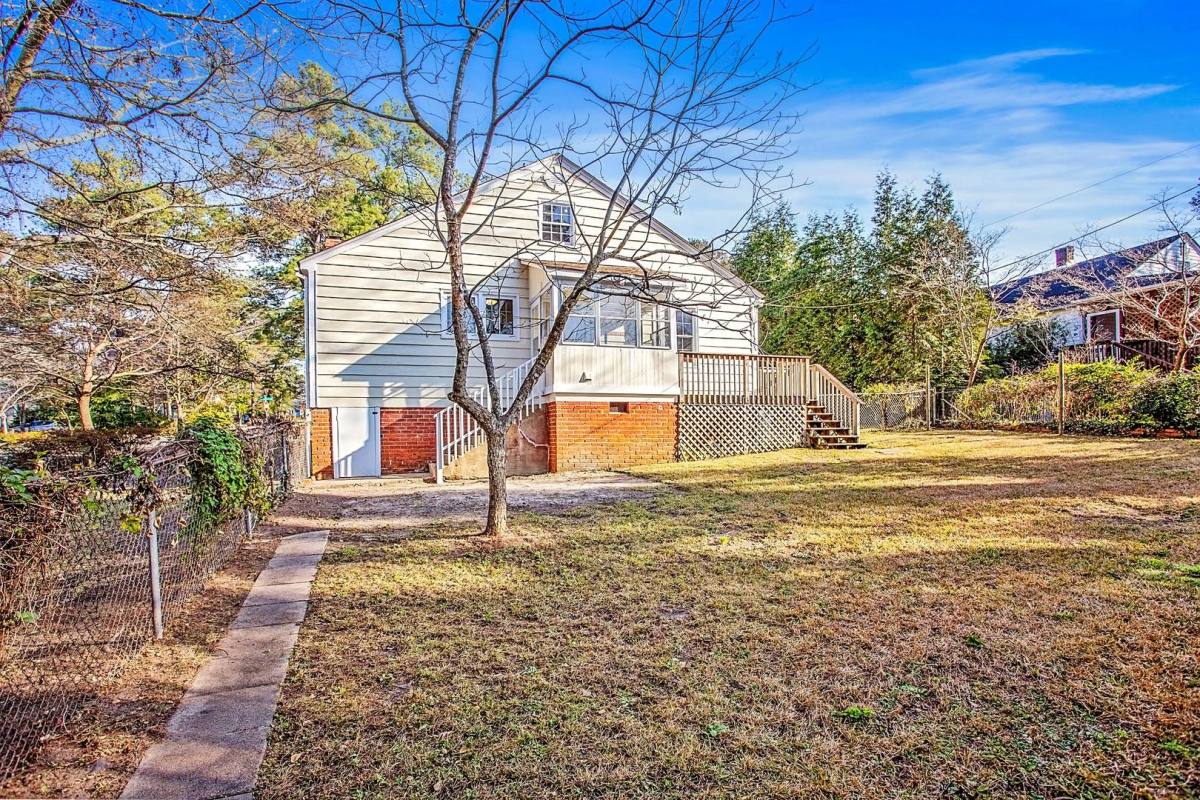 House for rent at 809 Cape Fear Ave, Fayetteville, NC 28303