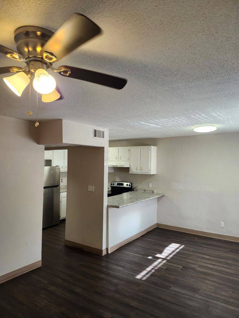 Apartment for rent at 1402 Melvin St, Tallahassee, FL 32301
