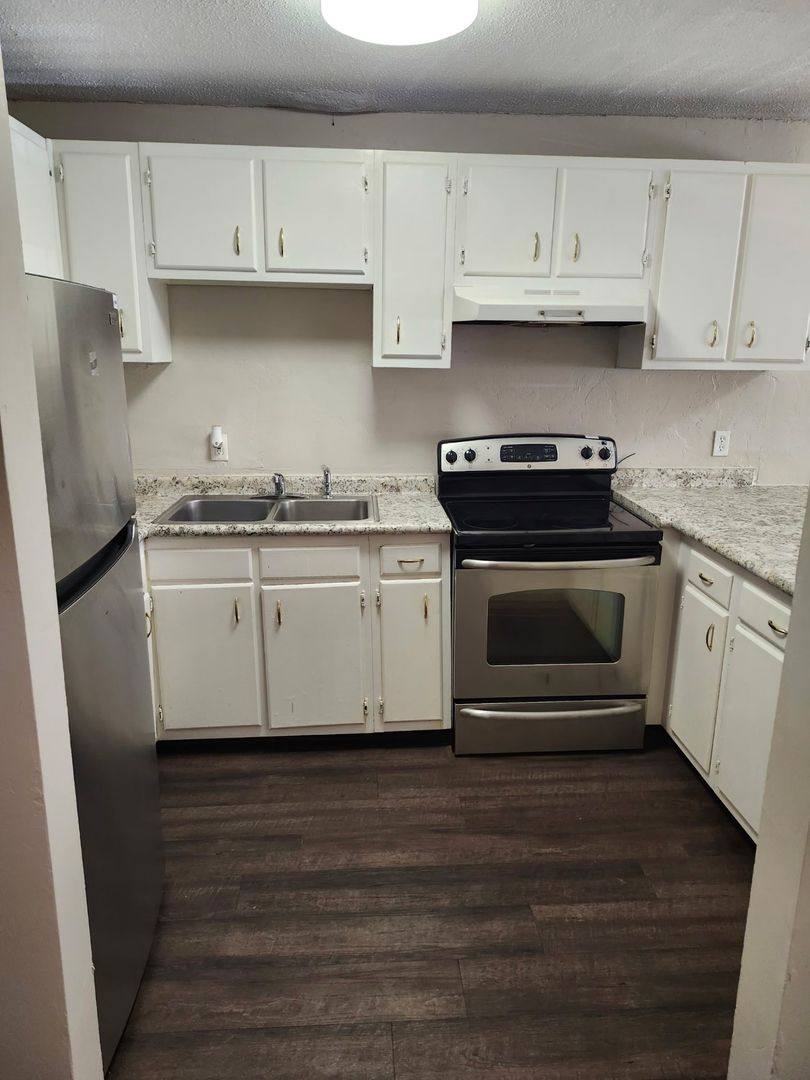 Apartment for rent at 1402 Melvin St, Tallahassee, FL 32301