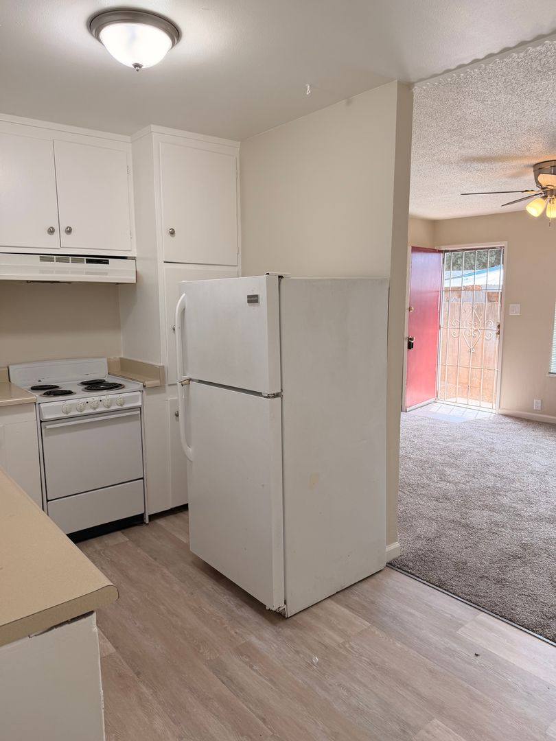 Apartment for rent at 108 Boyce St, Santa Rosa, CA 95401