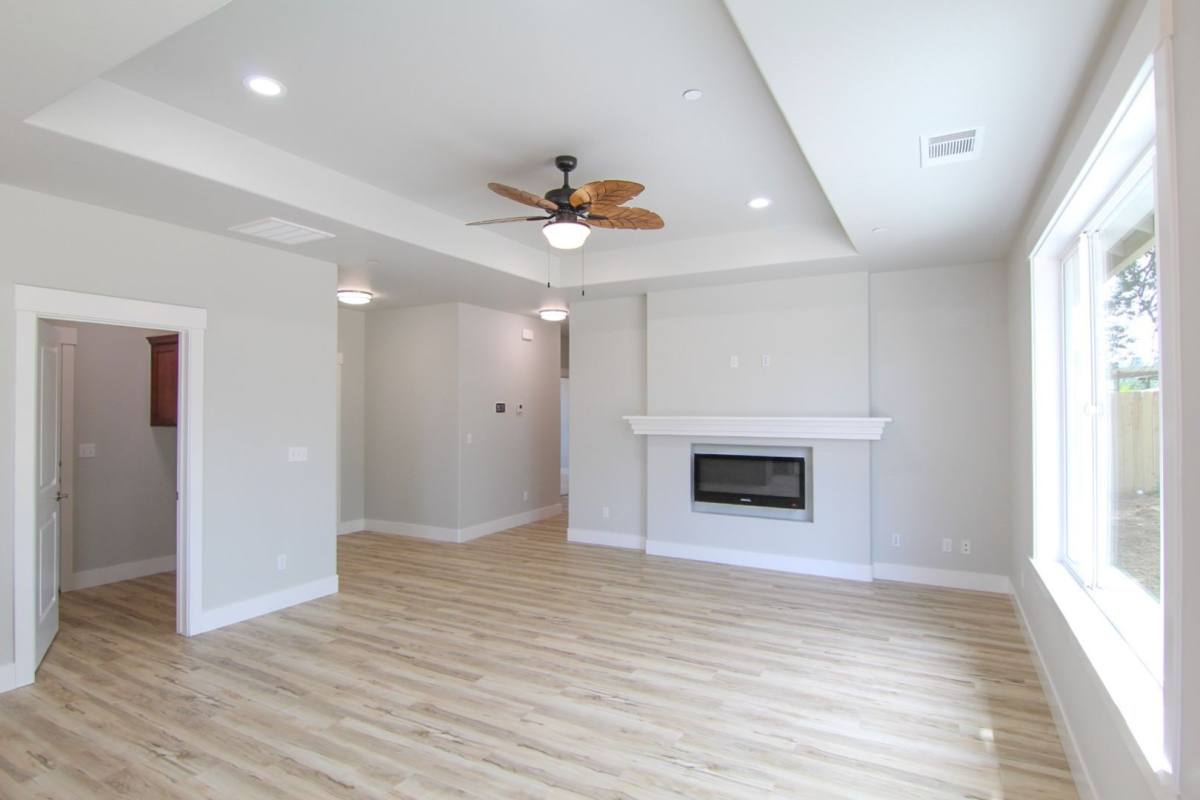 Apartment for rent at 933 July Way, Redding, CA 96003