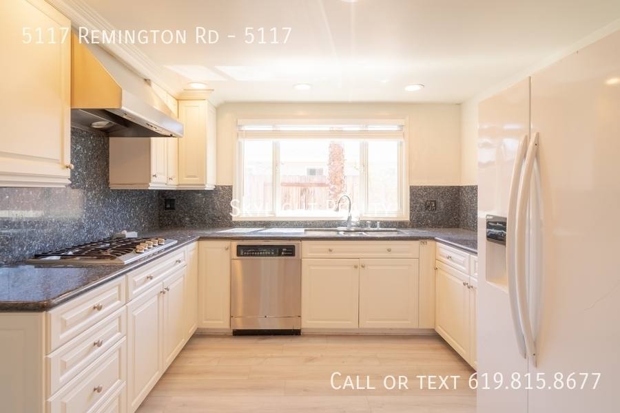 Apartment for rent at 5117 Remington Rd, San Diego, CA 92115