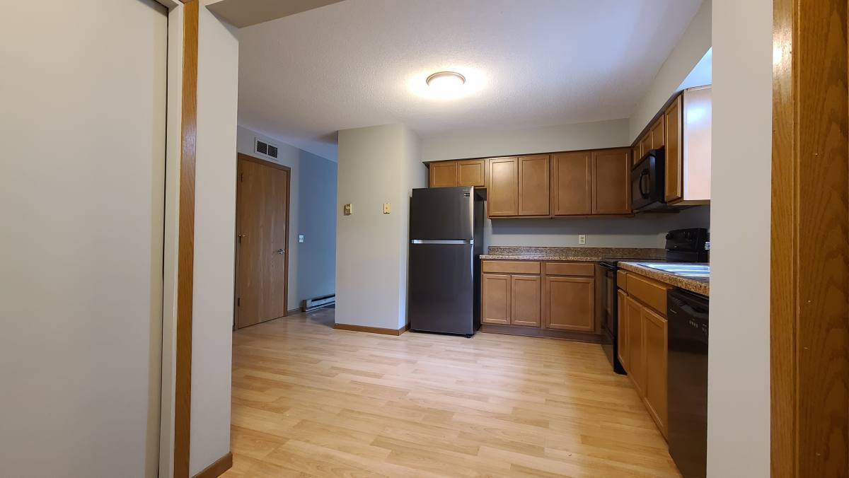 Townhouse for rent at 353 Nicole Lane #4, River Falls, WI 54022