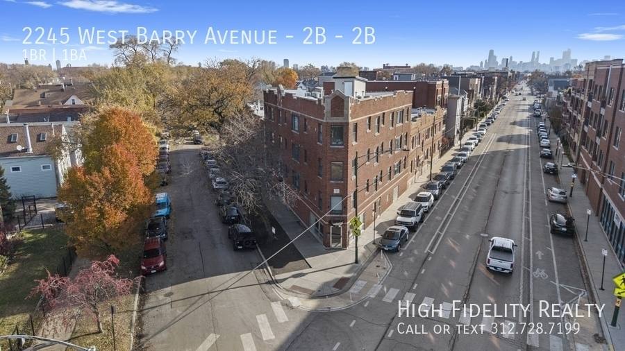 Apartment for rent at 2245 W Barry Ave #2B, Chicago, IL 60618