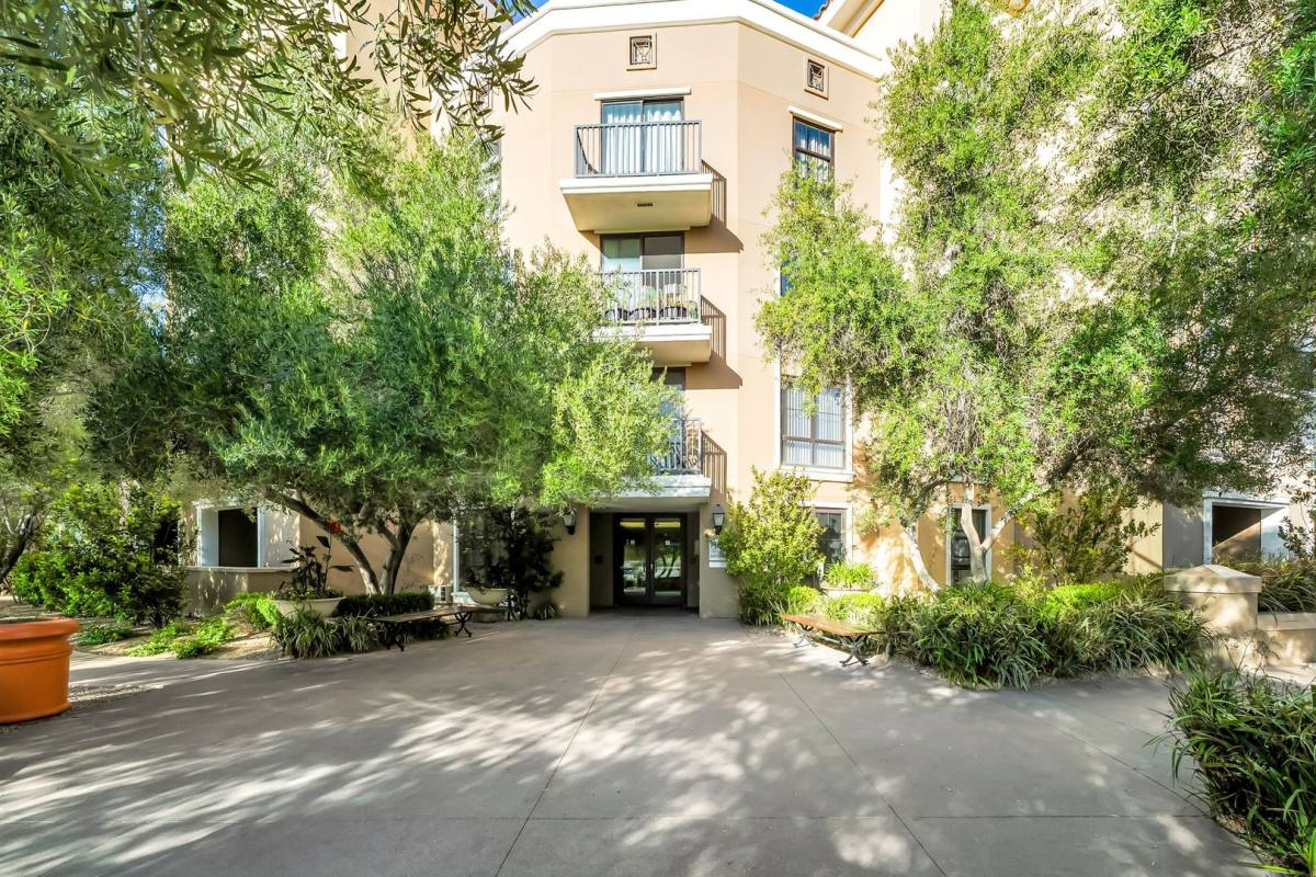 Condo for rent at 29 Montelago Blvd, Henderson, NV 89011