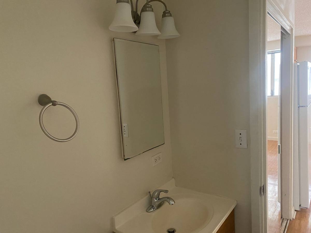 Apartment for rent at 2407 Tusitala St, Honolulu, HI 96815