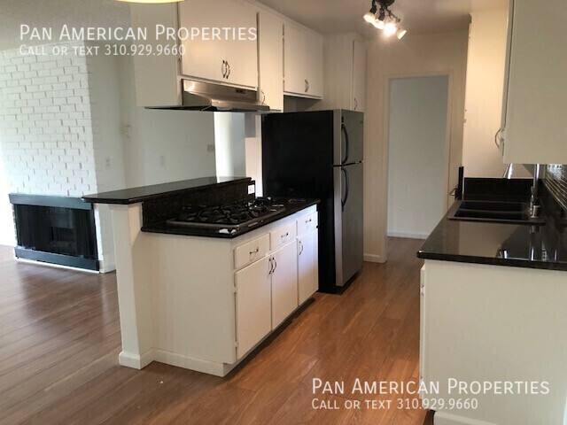 Apartment for rent at 11275 Westminster Ave #202, Los Angeles, CA 90066