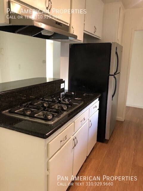 Apartment for rent at 11275 Westminster Ave #202, Los Angeles, CA 90066