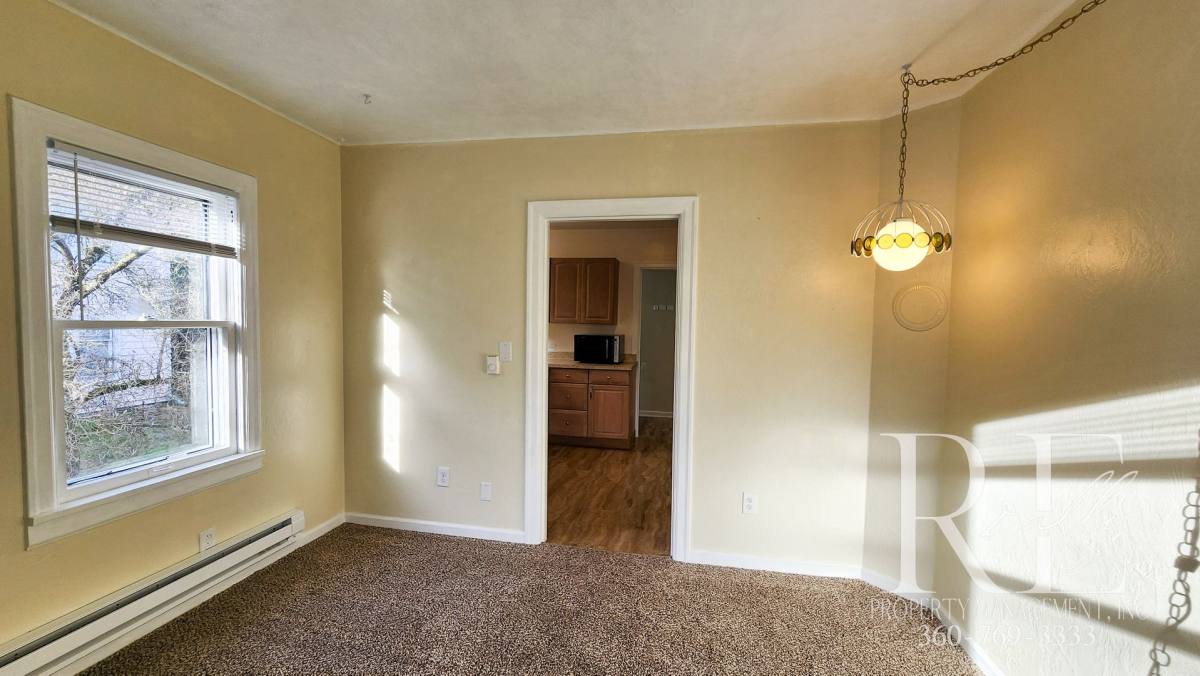 Apartment for rent at 1540 N Callow Ave, Bremerton, WA 98312