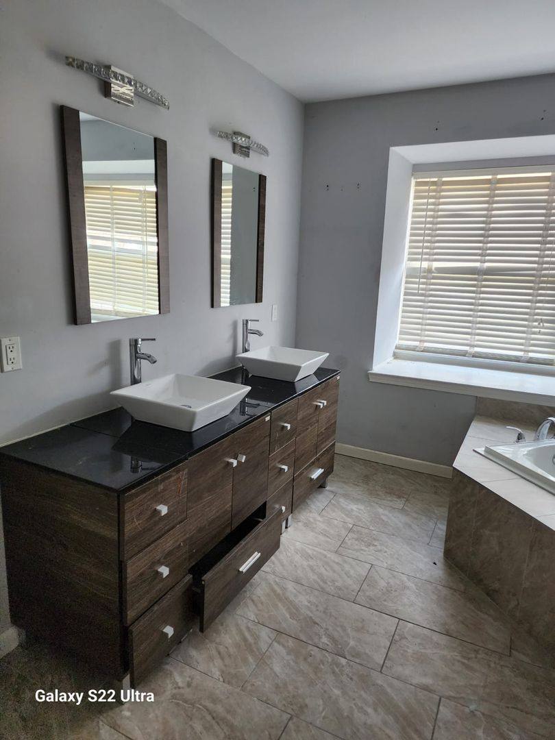 Townhouse for rent at 2303 Doral Dr, Blackwood, NJ 08012
