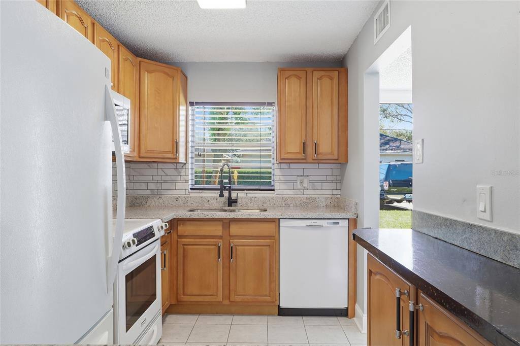 Condo for rent at 2862 Somerset Park Dr, Tampa, FL 33613