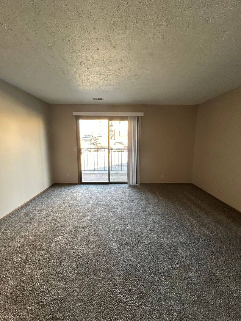 Apartment for rent at 4740 Virginia St, Omaha, NE 68157