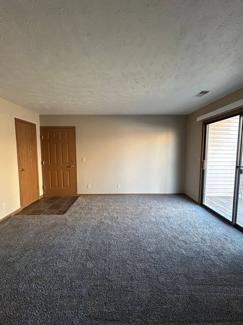 Apartment for rent at 4740 Virginia St, Omaha, NE 68157