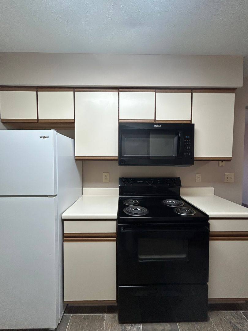 Apartment for rent at 4740 Virginia St, Omaha, NE 68157