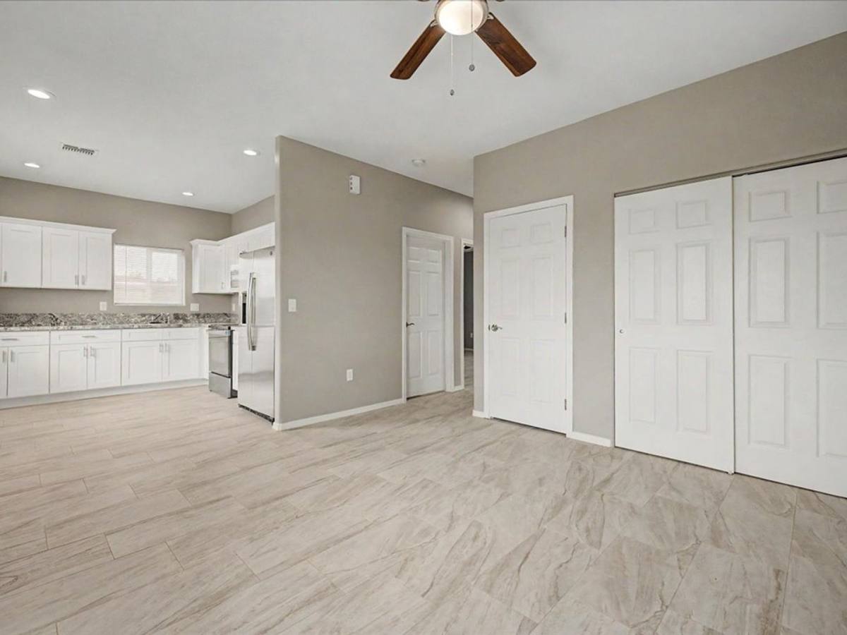 House for rent at 358 W Elvira Rd, Tucson, AZ 85756