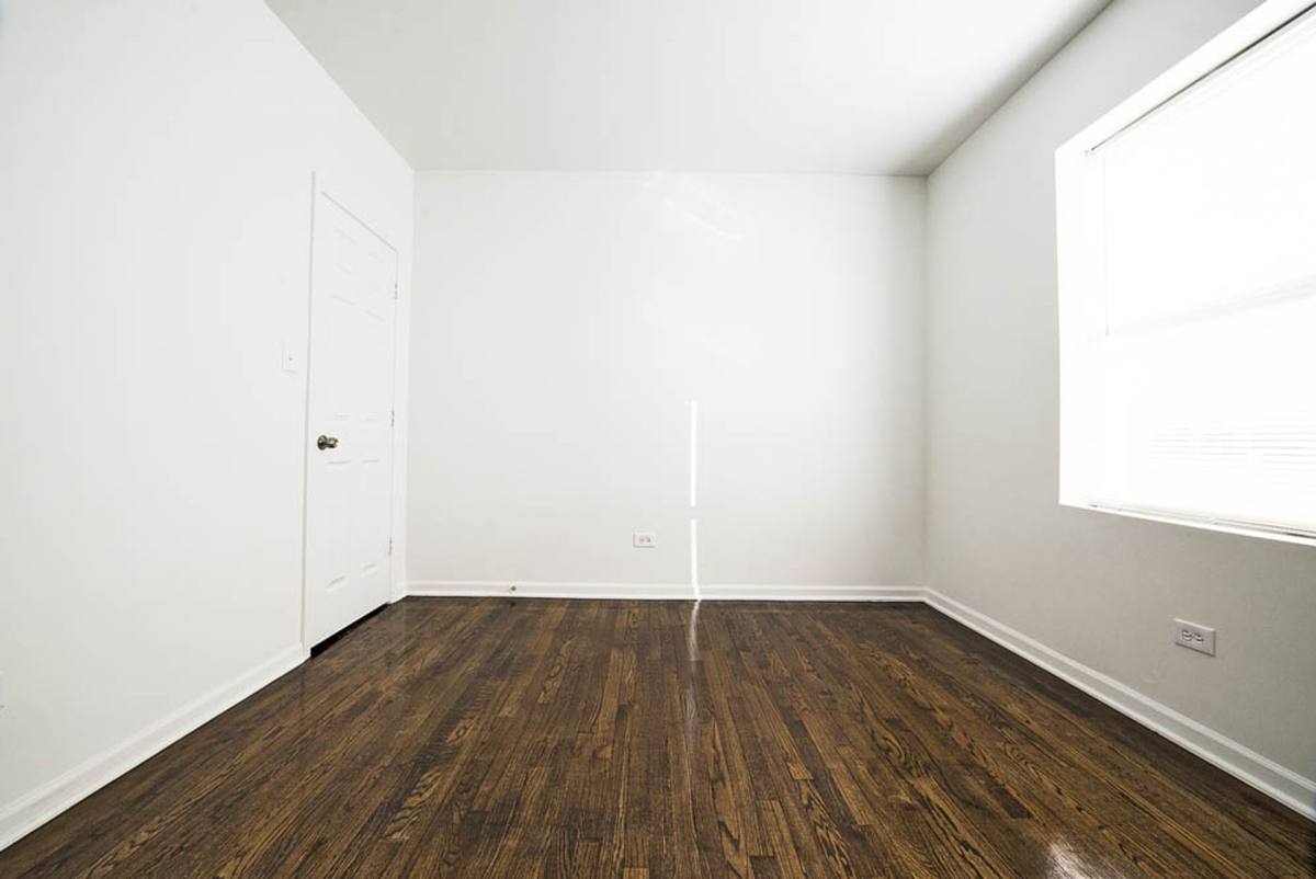 Apartment for rent at 7654 S Marshfield Ave, Chicago, IL 60620