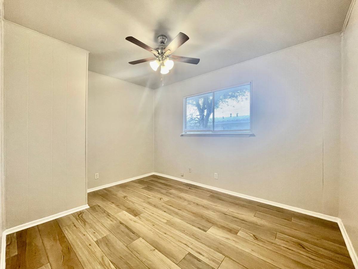 Townhouse for rent at 1114 Advance St, San Marcos, TX 78666