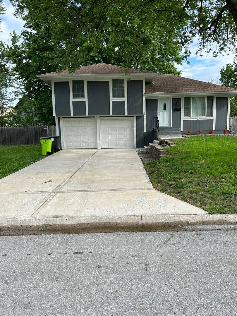 House for rent at 402 Pacific Dr, Belton, MO 64012