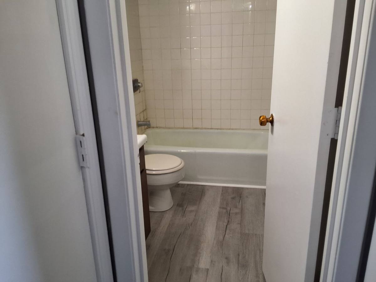 Apartment for rent at 253 University Dr, Radcliff, KY 40160