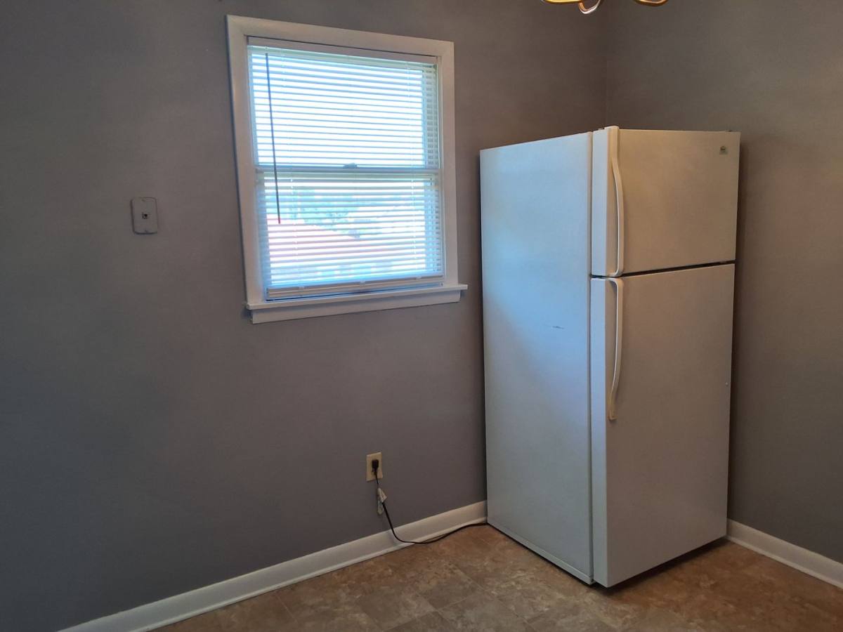 Apartment for rent at 253 University Dr, Radcliff, KY 40160