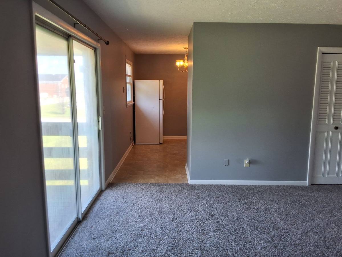 Apartment for rent at 253 University Dr, Radcliff, KY 40160