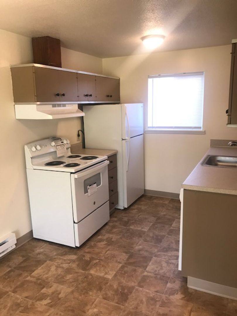 Apartment for rent at 8605 Hipkins Rd SW, Lakewood, WA 98498
