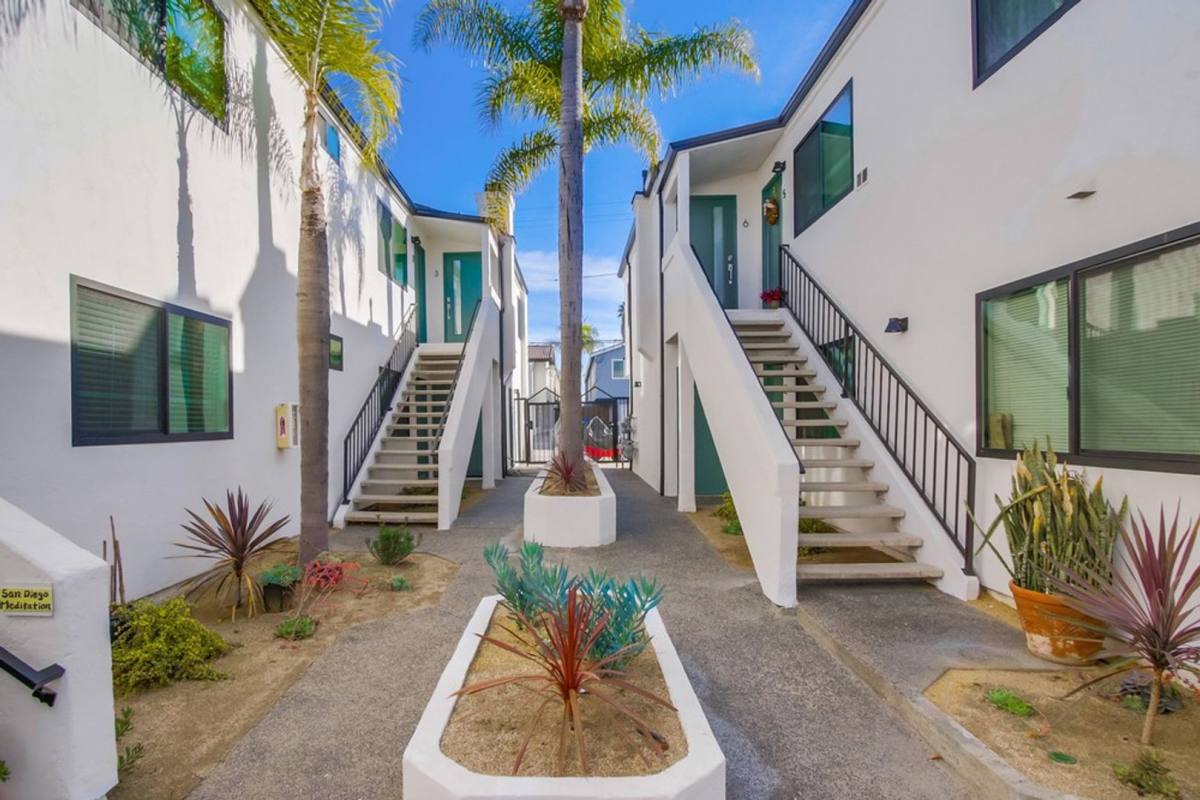 Apartment for rent at 4633-4639 30th St, San Diego, CA 92116