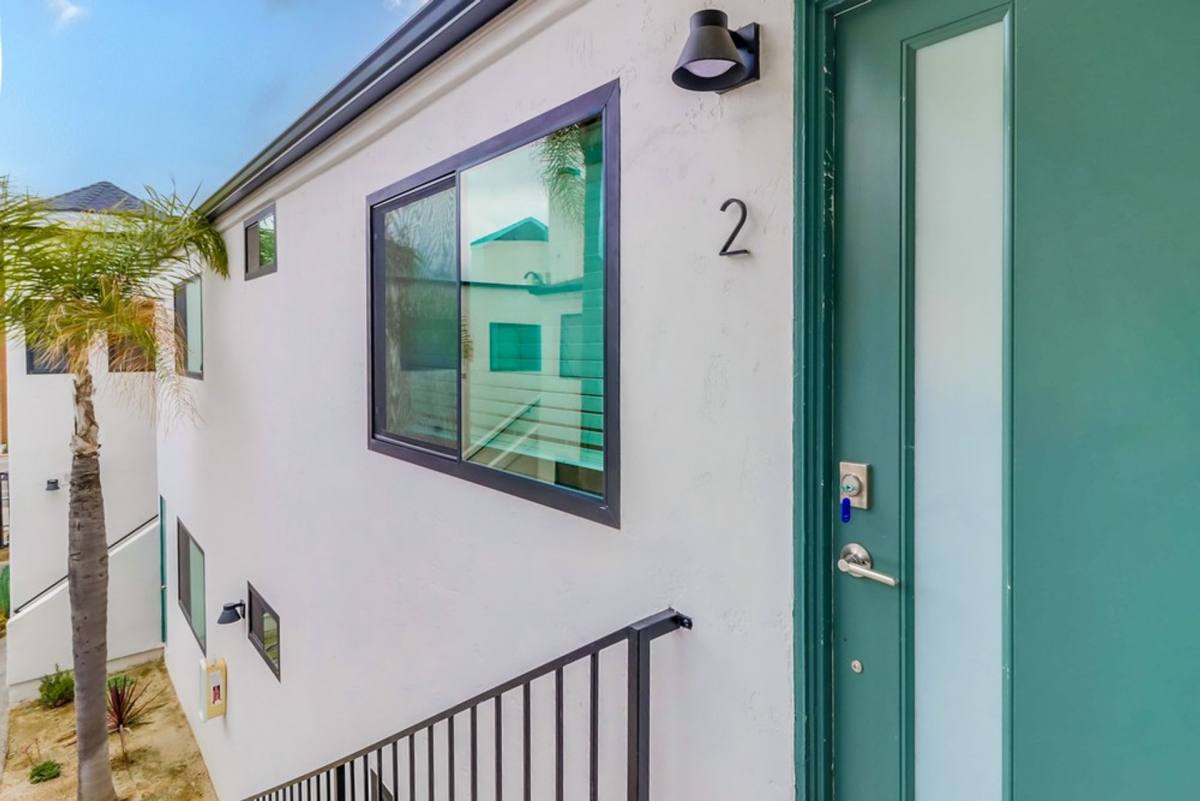Apartment for rent at 4633-4639 30th St, San Diego, CA 92116