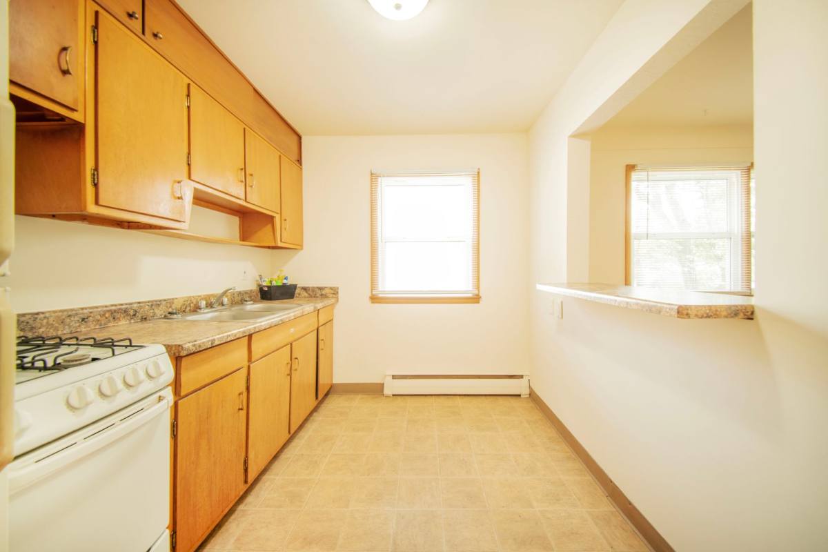 Apartment for rent at 2500 - 7th Ave E, Saint Paul, MN 55109