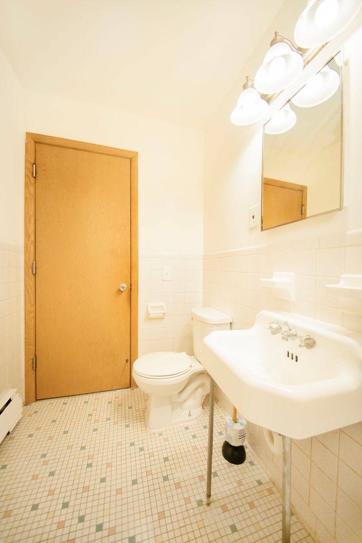 Apartment for rent at 2500 - 7th Ave E, Saint Paul, MN 55109