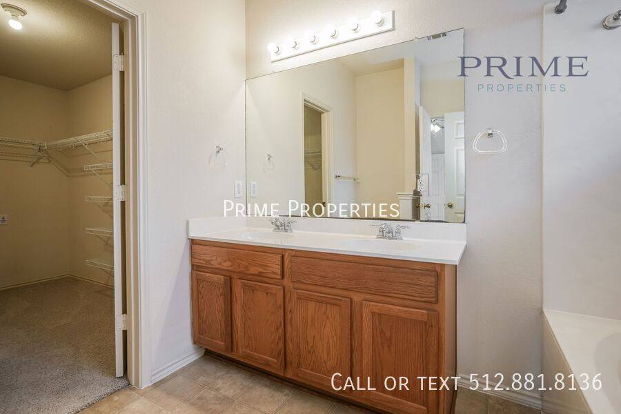 House for rent at 813 Middle Brook Dr, Leander, TX 78641