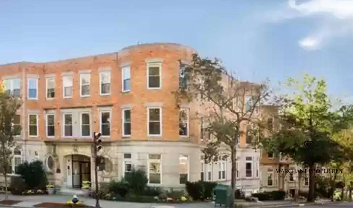 Apartment for rent at 1539 Beacon St, Brookline, MA 02446