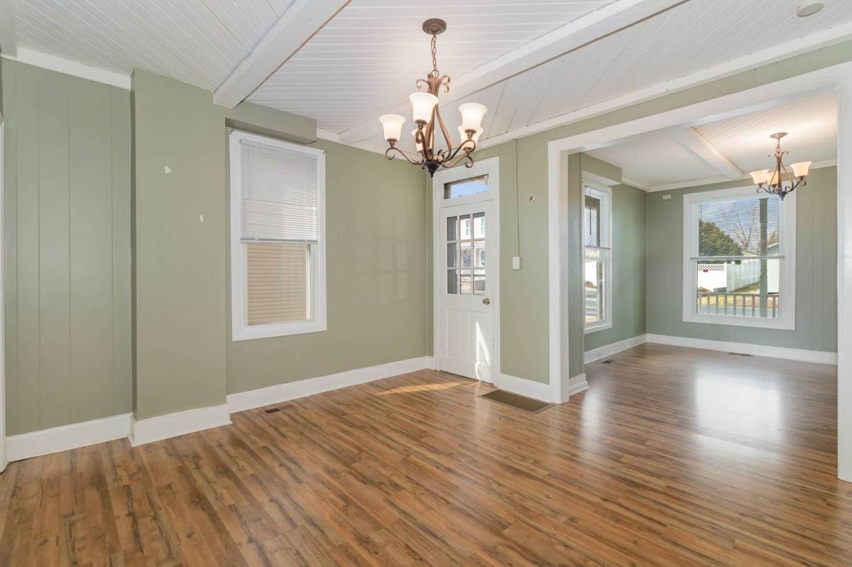 House for rent at 668 Main St, Harrisburg, PA 17113
