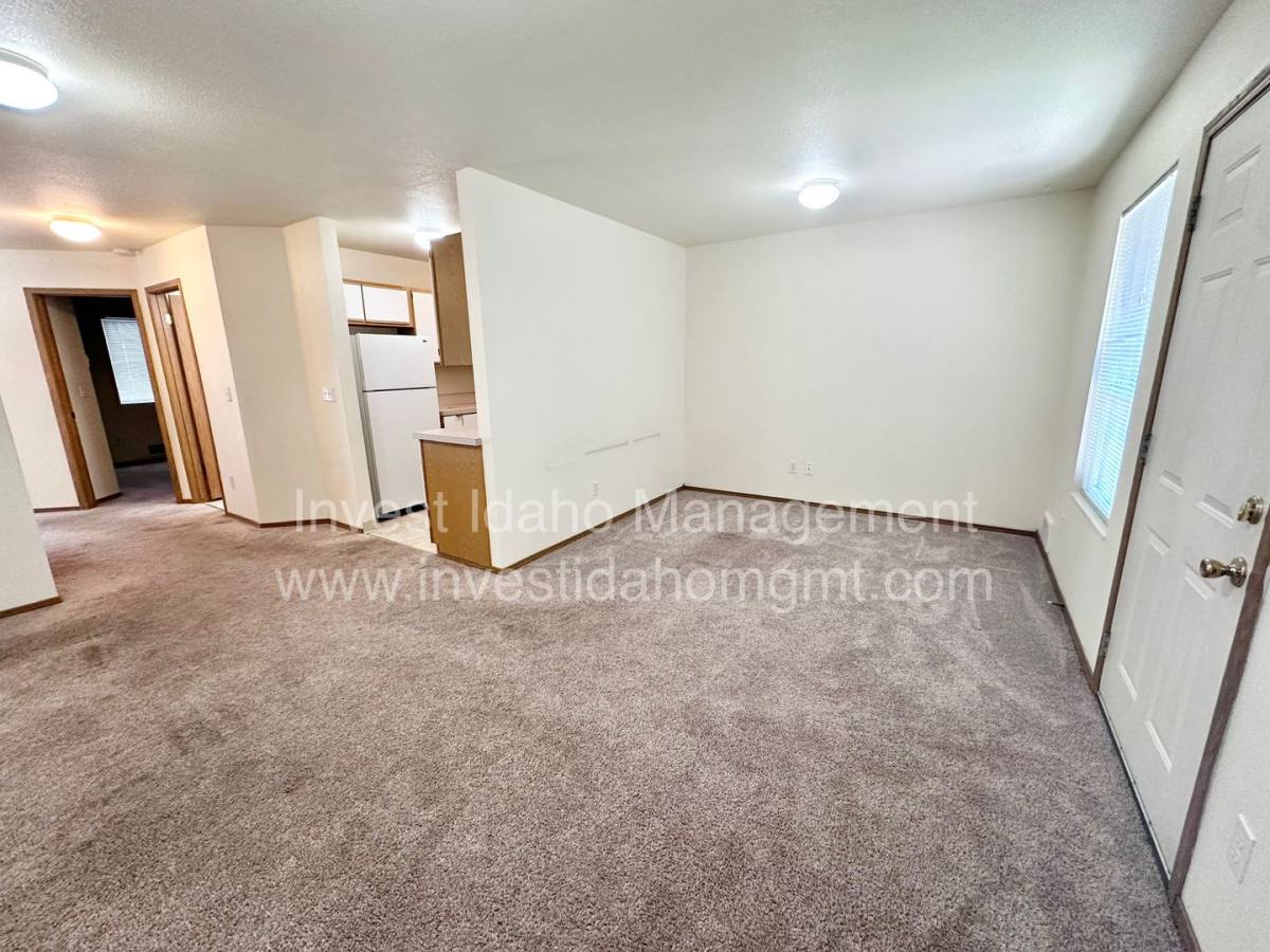 Apartment for rent at 1682 S Barlow Lane, Boise, ID 83709