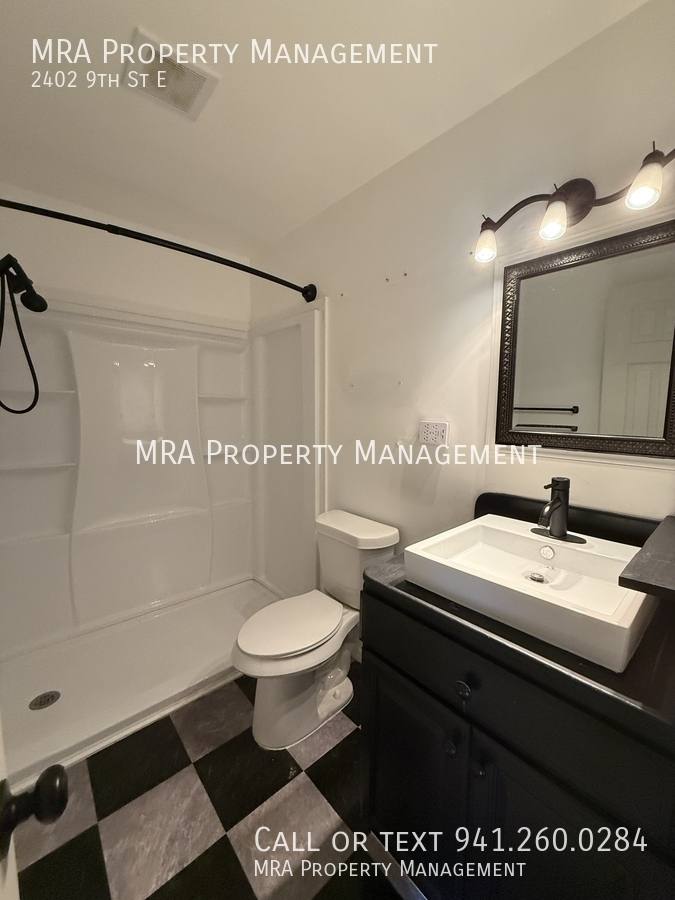 House for rent at 2402 9th St E, Bradenton, FL 34208